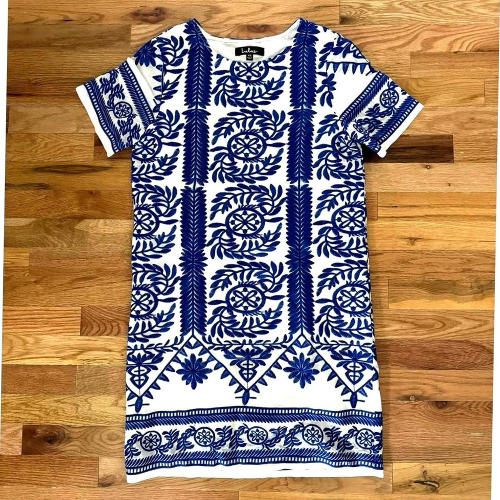 Lulus Blue Embroidery Dress (Like new)